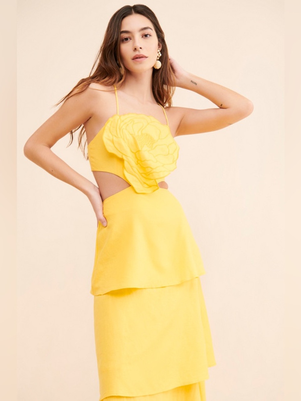 FARM Rio Bright Yellow 3D Floral Tiered Midi Dress - Picture 4 of 4